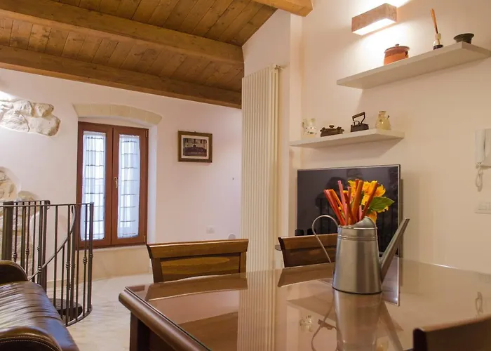 Antica Casa Trecentesca * Altamura